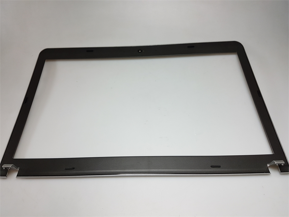 Bezel pour Lenovo E531